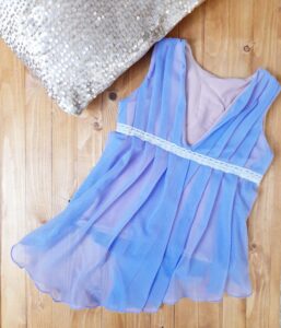 Baby dress in tulle, morbido, fluttuante dedicato alle bimbe curiose e in costante movimento.